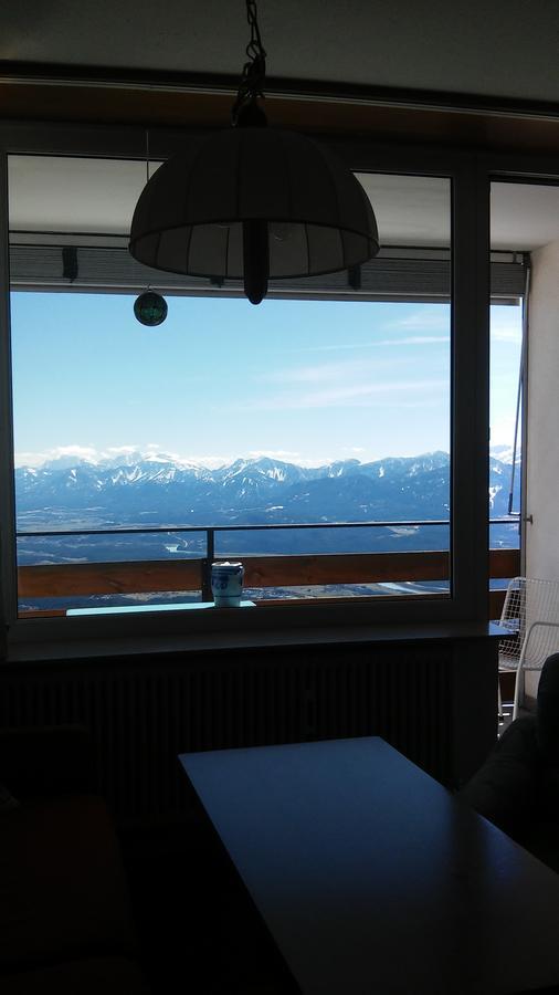Ferienwohnung Im Haus Edelweiss Treffen Exterior foto